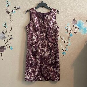 Ann Taylor satin floral sheath in wine 12P